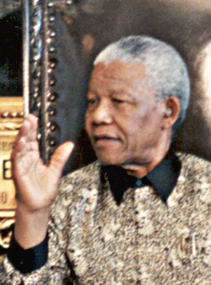 Nelson_Mandela_1998_cropped.JPG